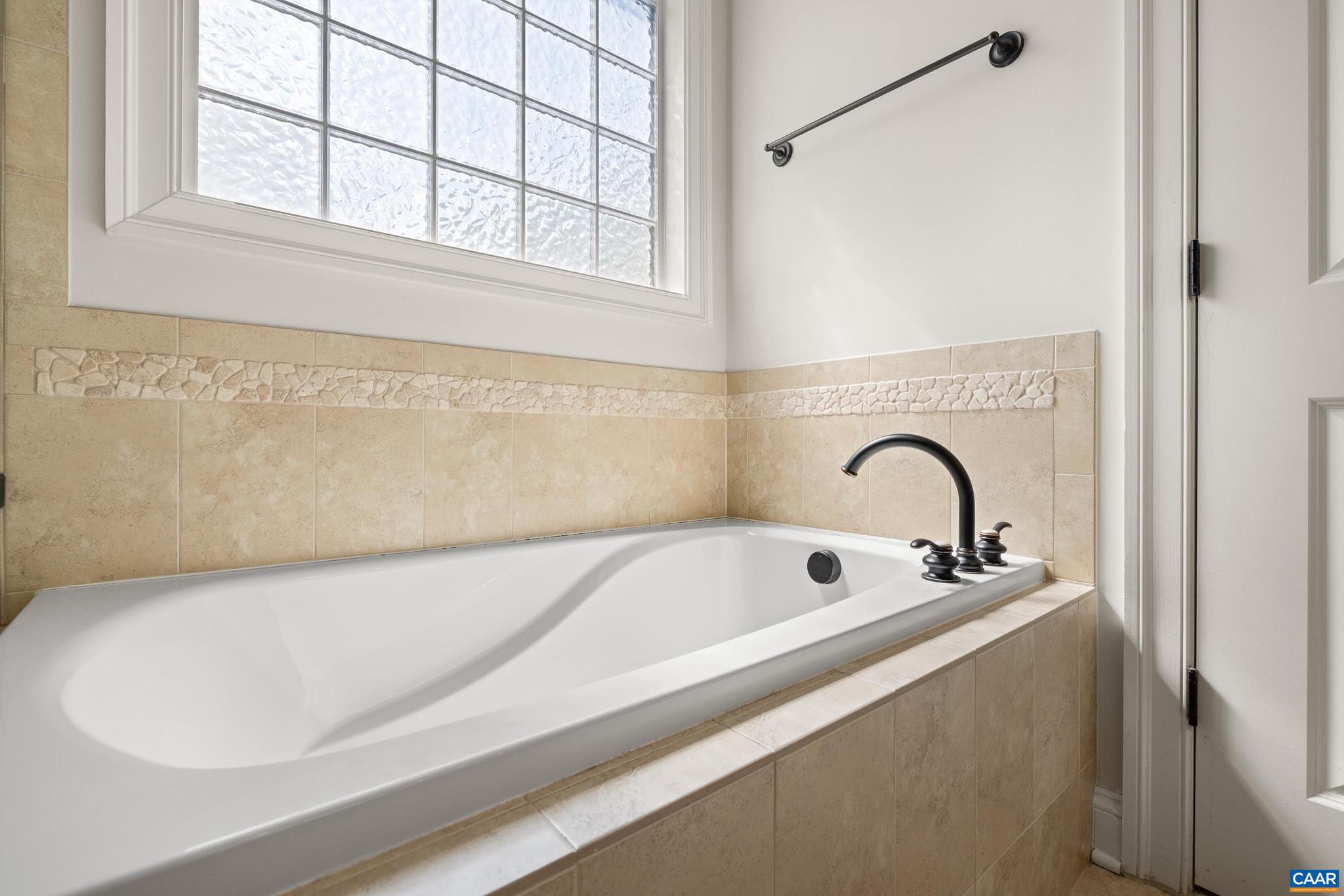 SPRING CREEK - Residential