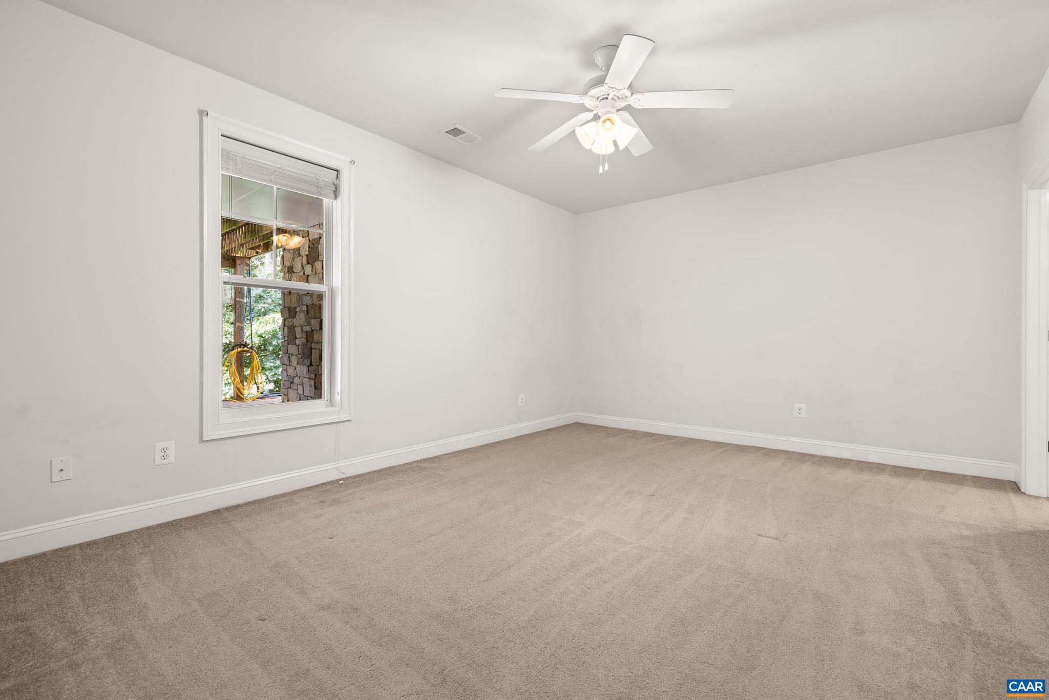 SPRING CREEK - Residential