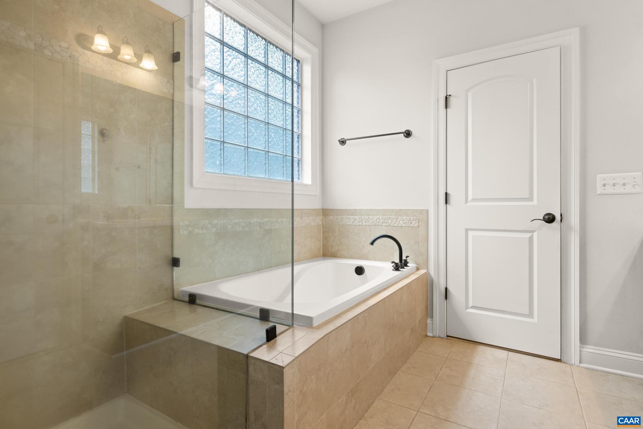 SPRING CREEK - Residential