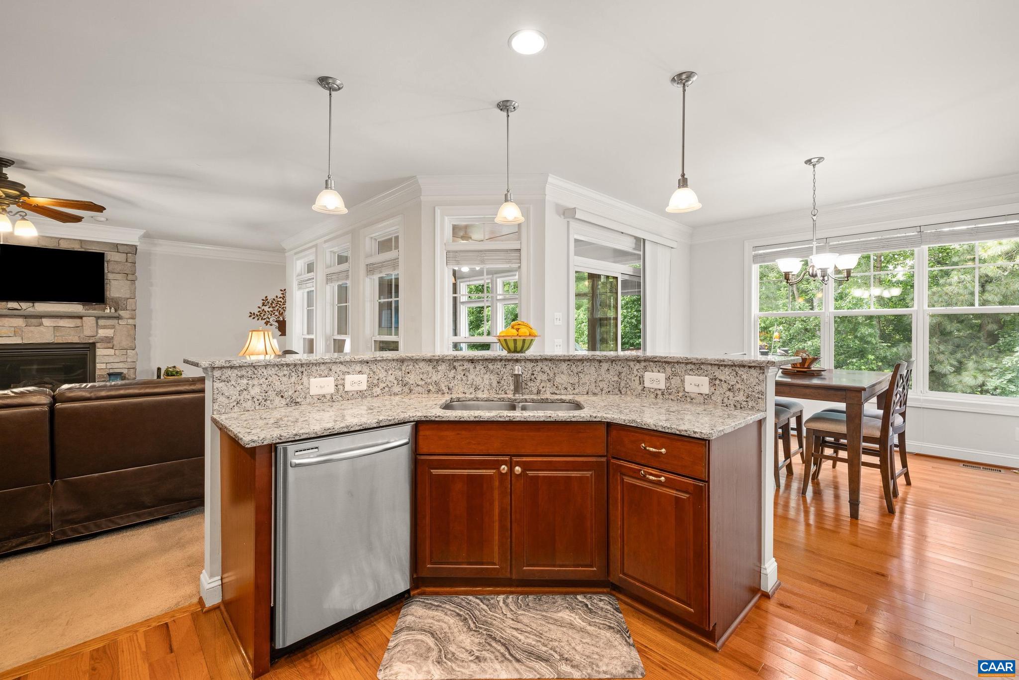 SPRING CREEK - Residential