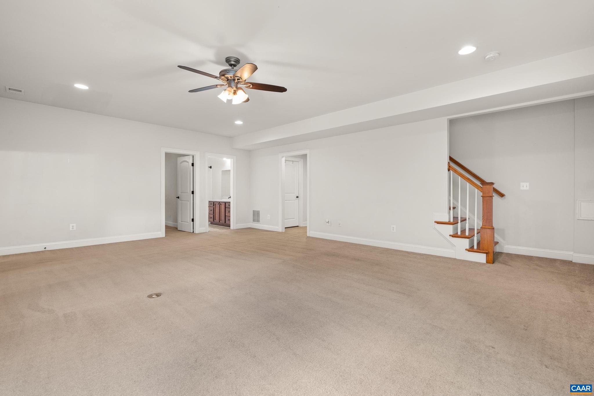 SPRING CREEK - Residential