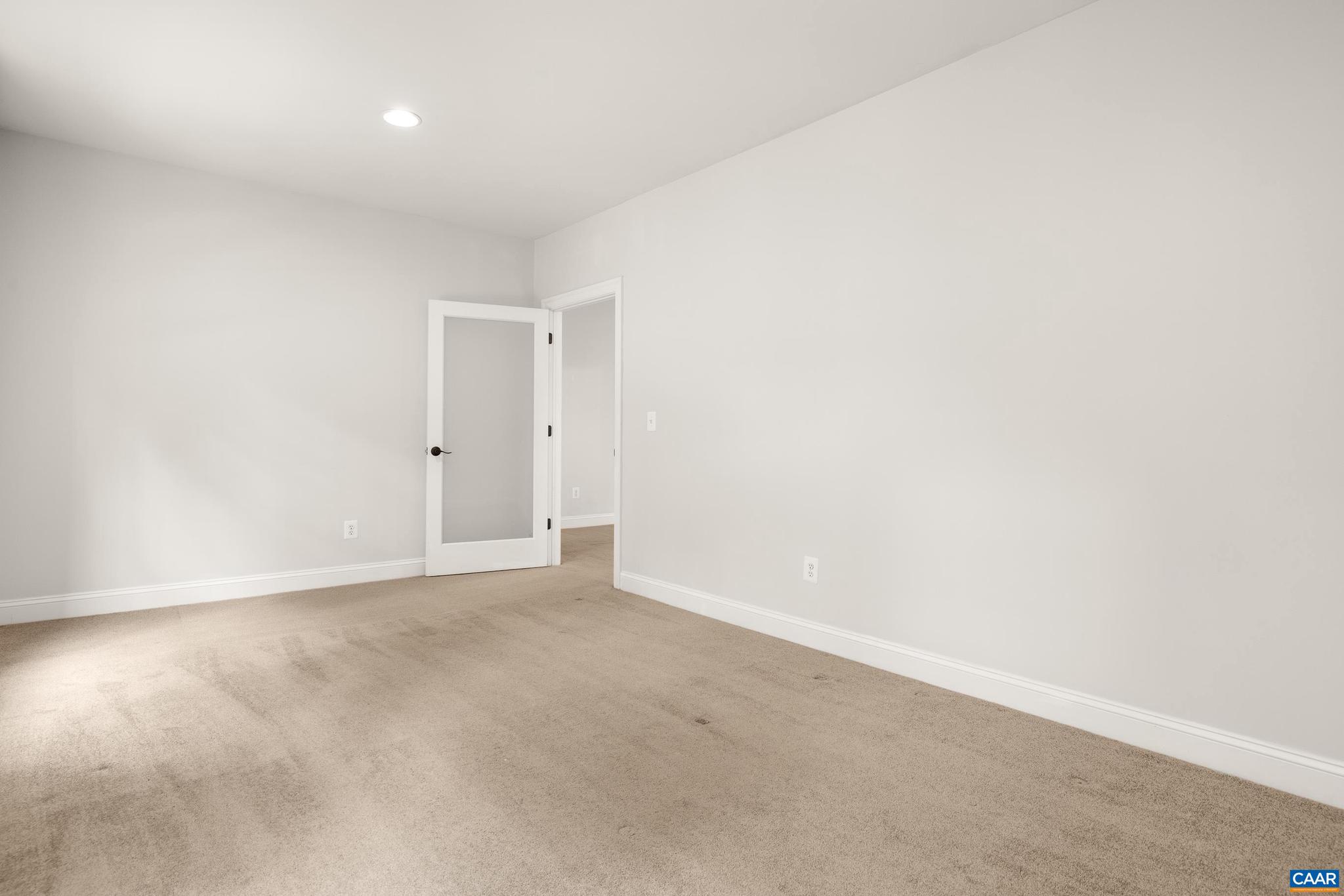 SPRING CREEK - Residential