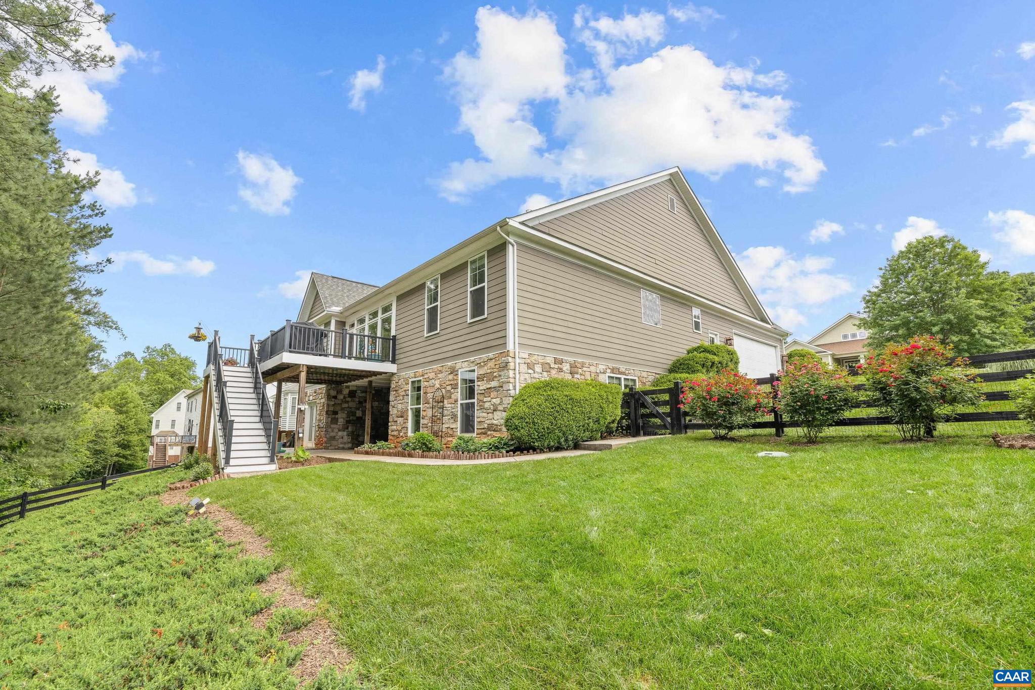 SPRING CREEK - Residential