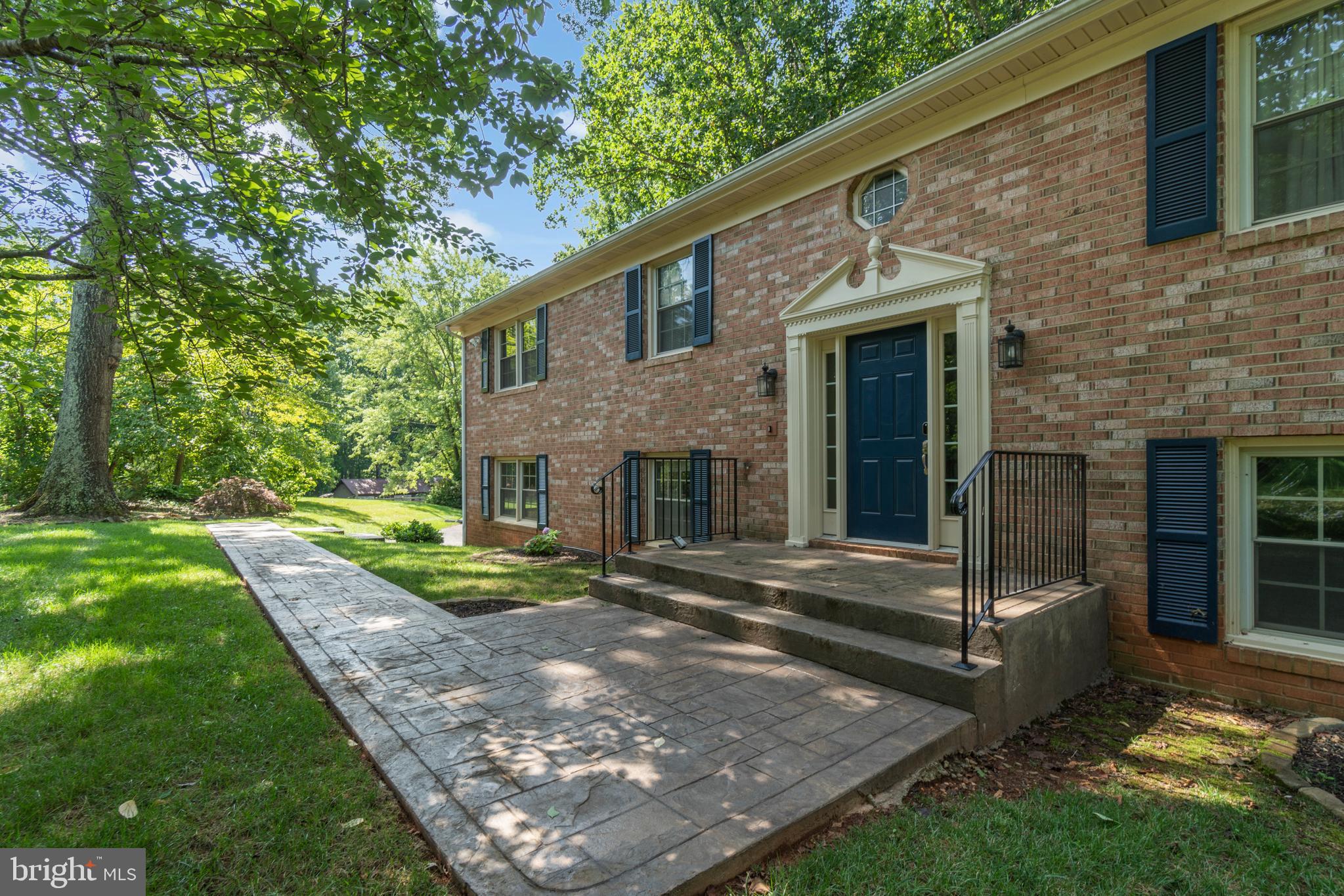 COUNTRY WOOD ESTATES - Residential