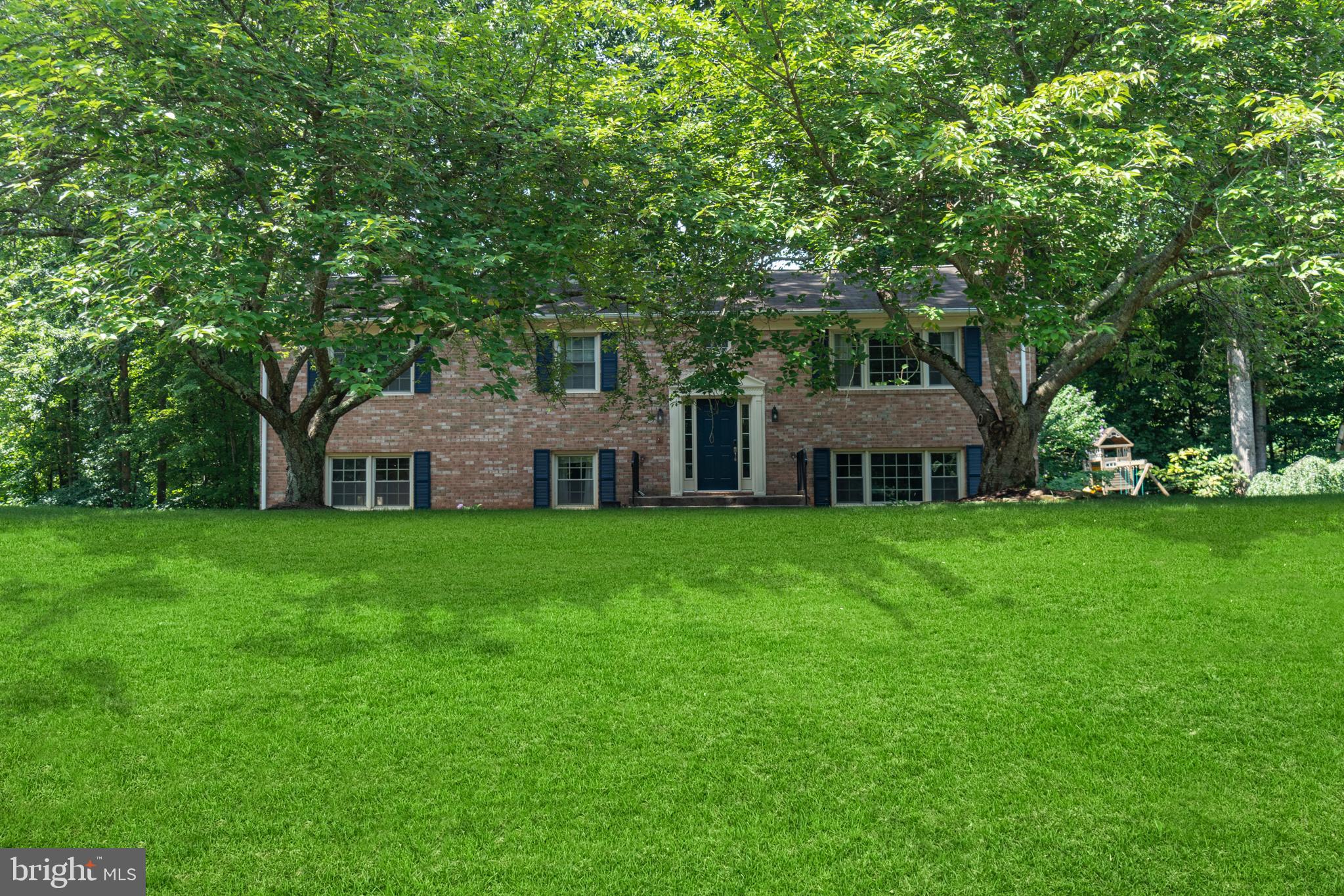 COUNTRY WOOD ESTATES - Residential