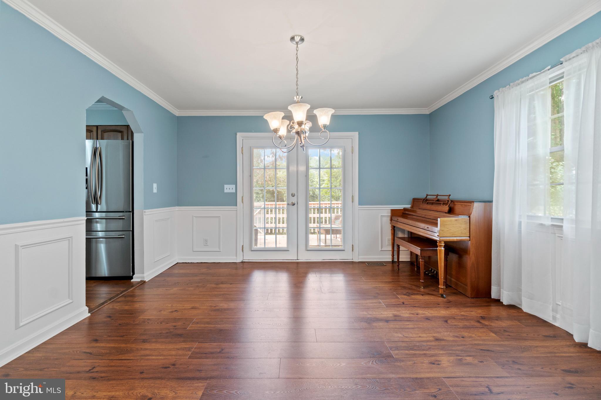 COUNTRY WOOD ESTATES - Residential