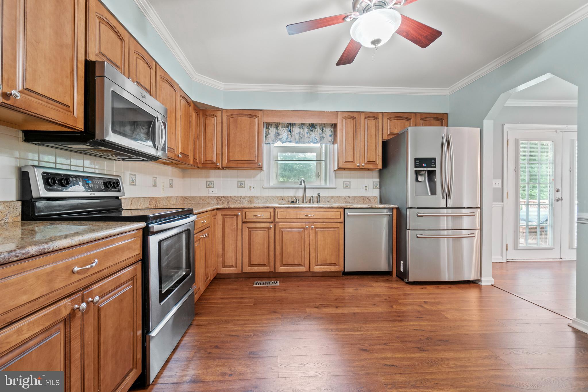 COUNTRY WOOD ESTATES - Residential