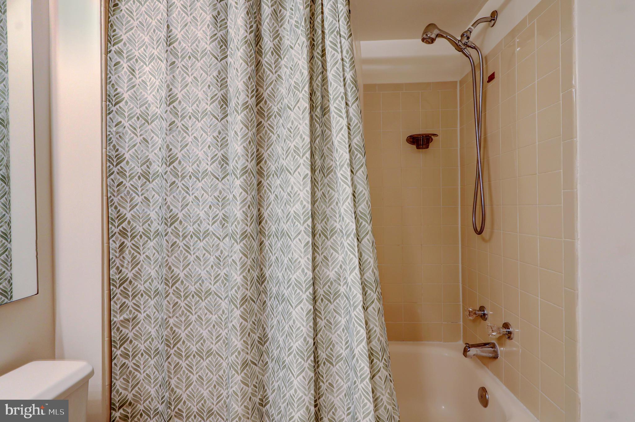 THE REACH - Residential