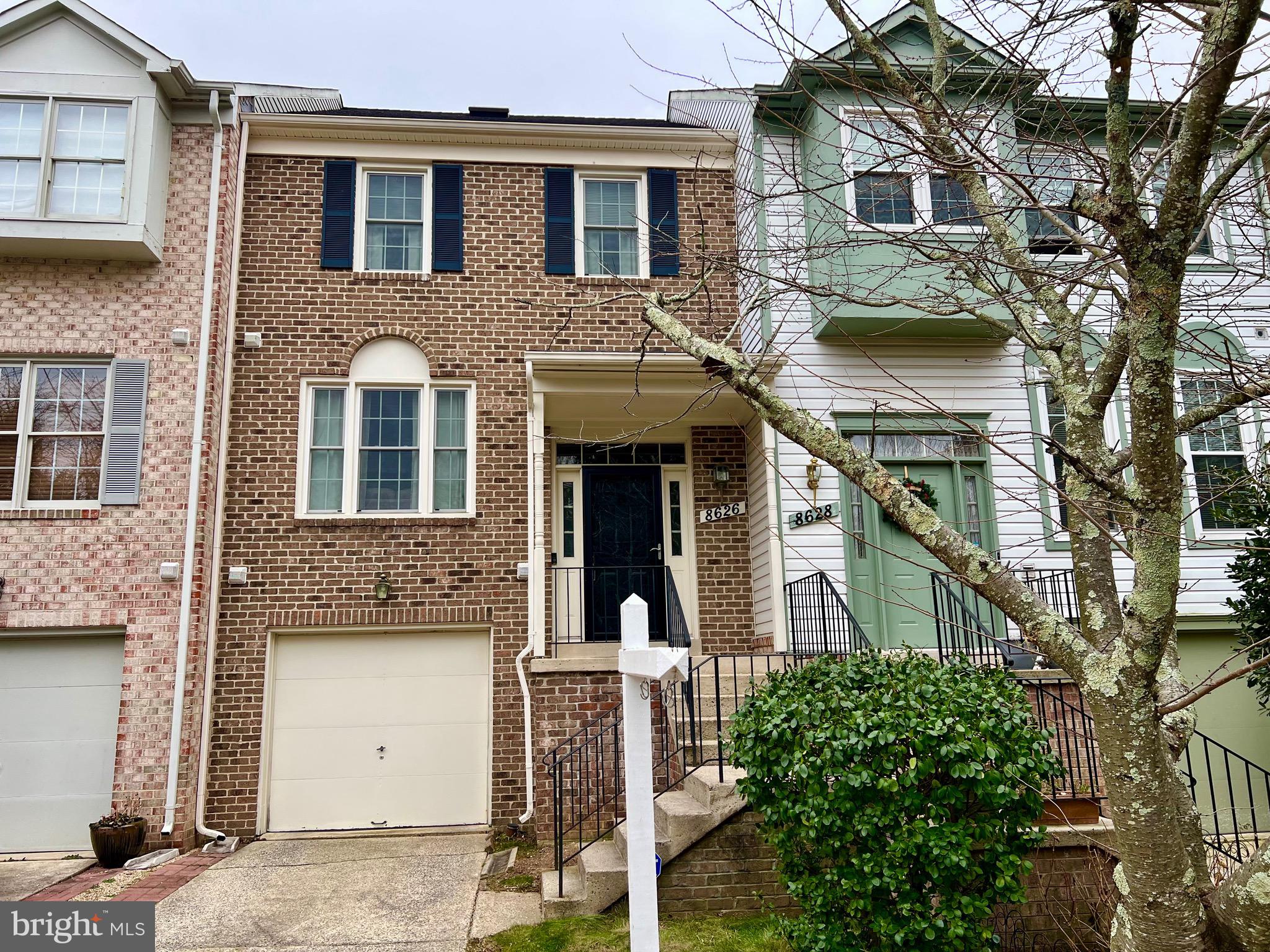 THE REACH - Residential