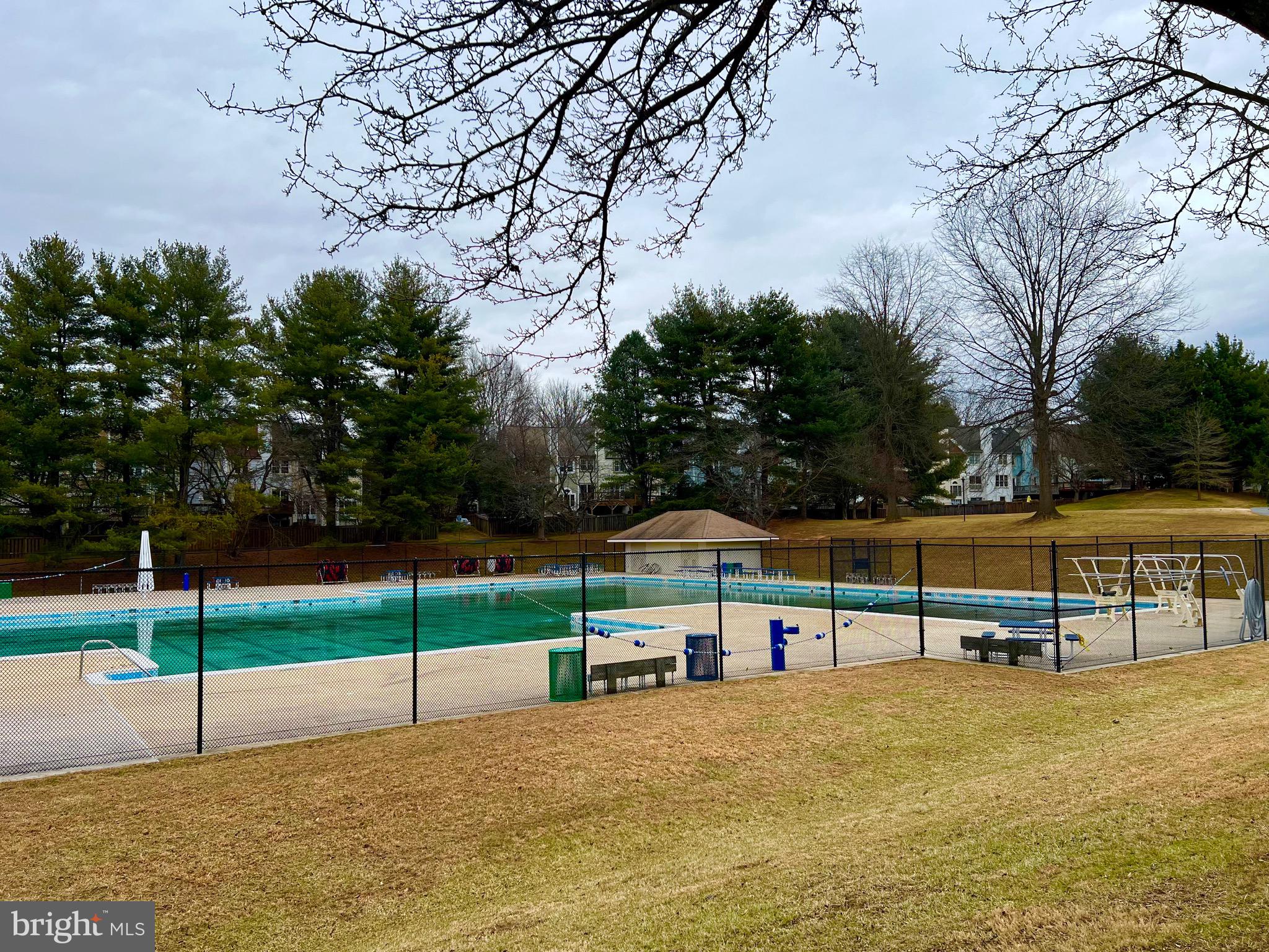 THE REACH - Residential