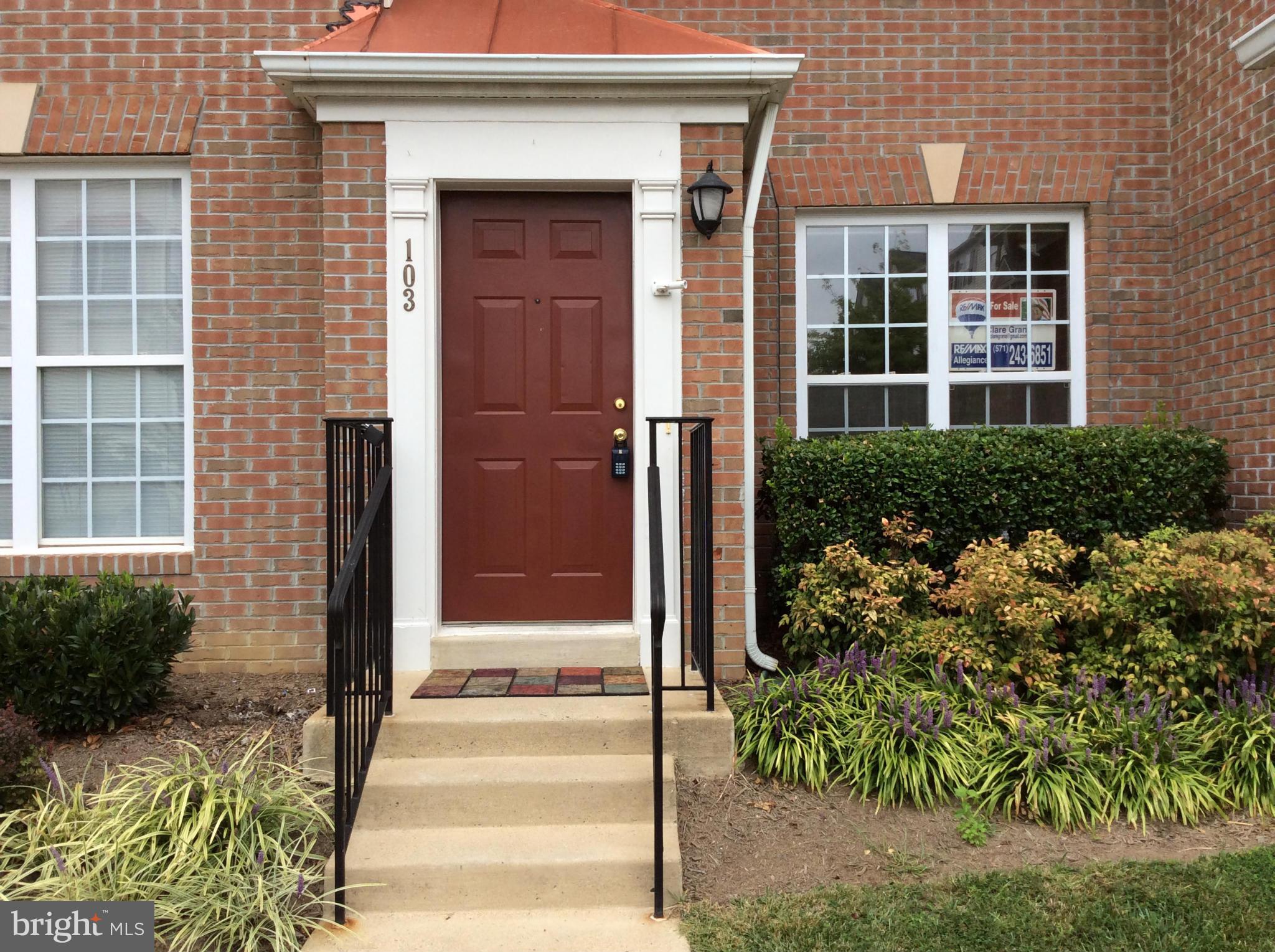 MANORS AT MCNAIR FARMS - Residential