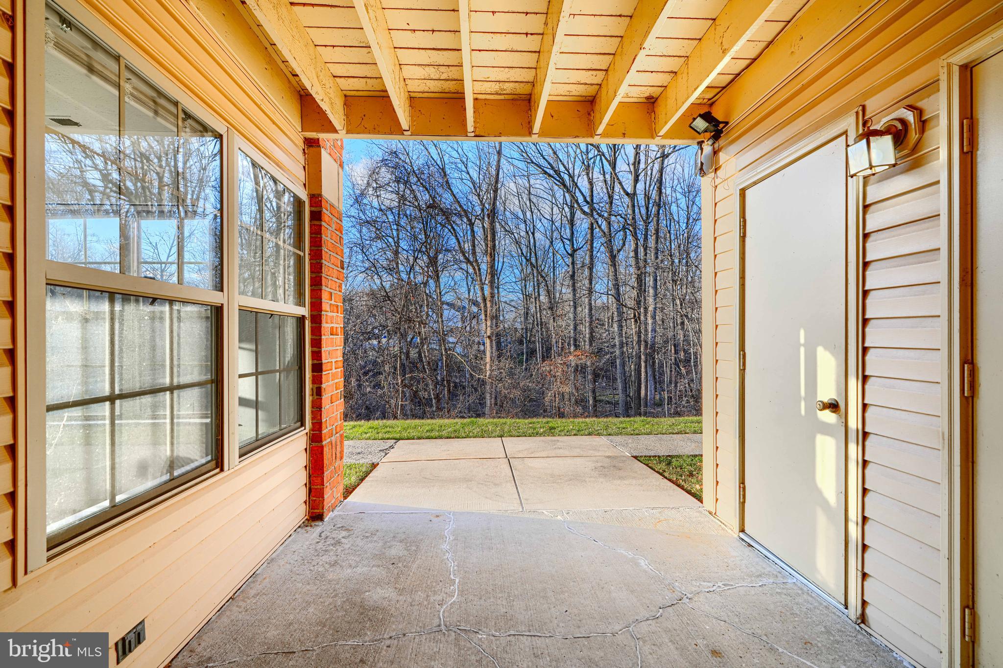 THE POND - Residential