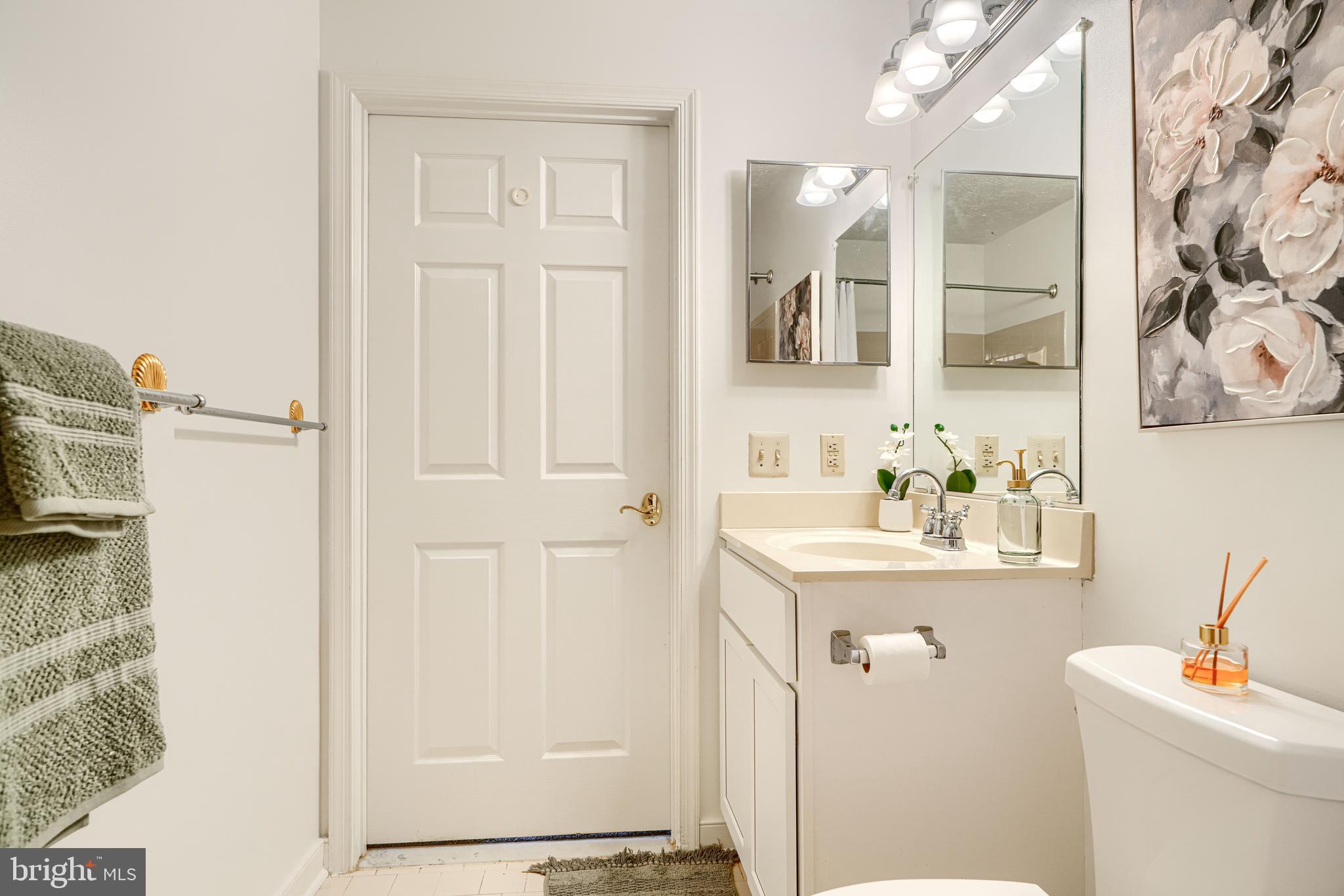 THE POND - Residential