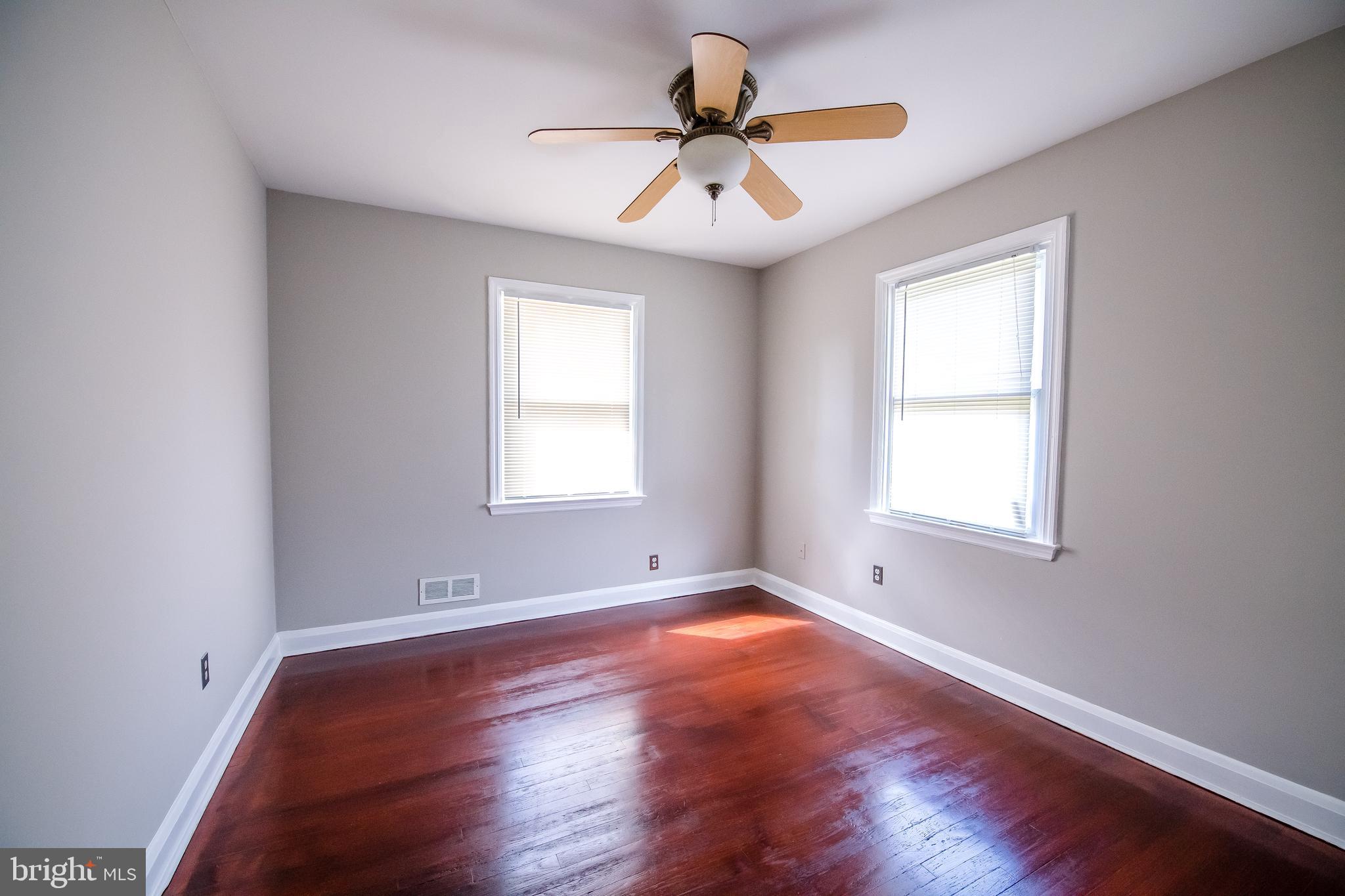 HILLSIDE PARK - Residential