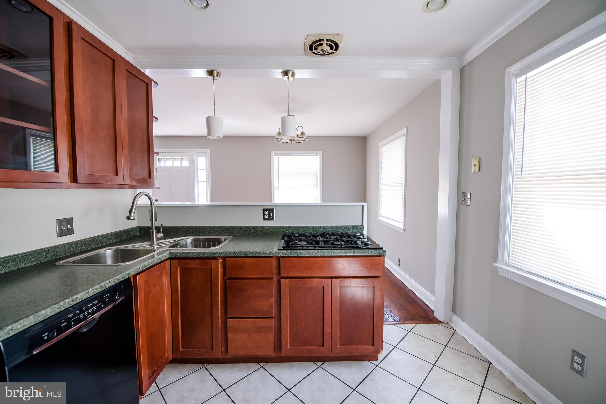 HILLSIDE PARK - Residential