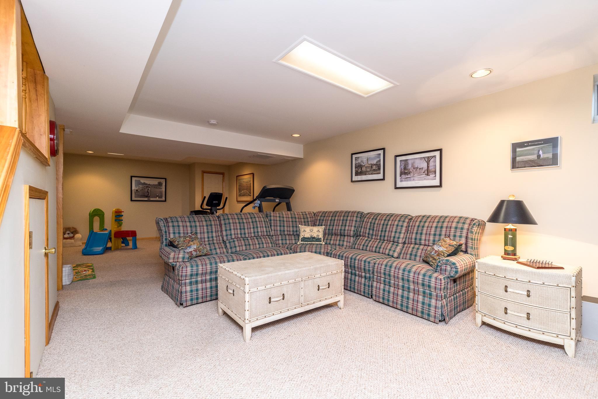 DUBLIN HUNT II - Residential