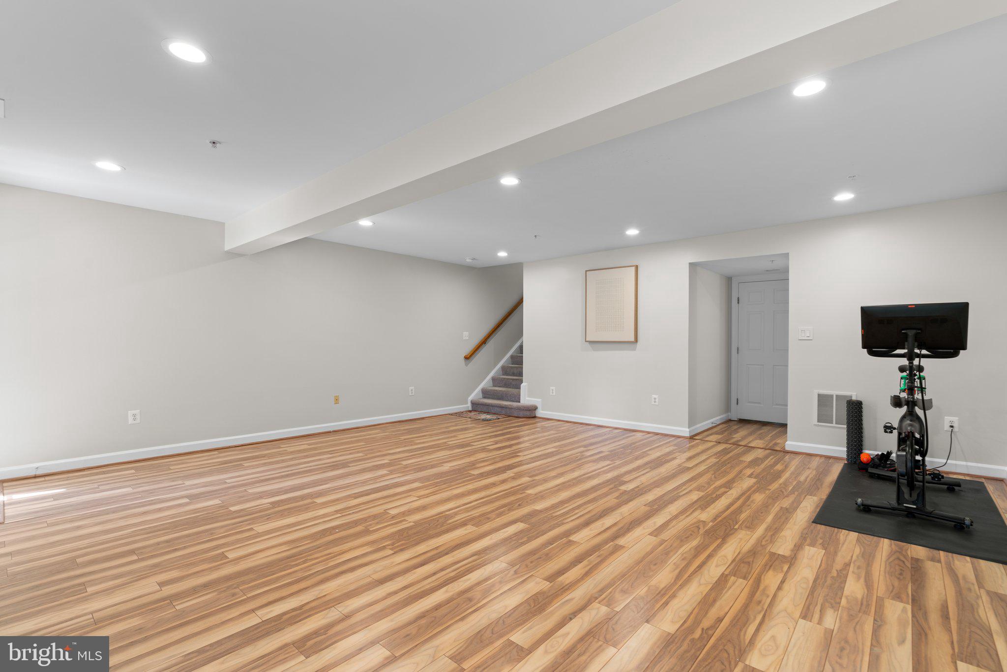 VILLAGES OF DORCHESTER - Residential