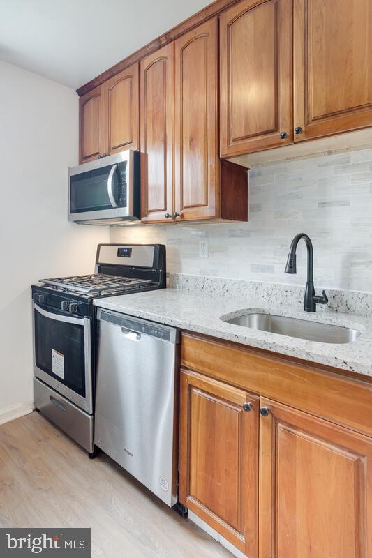 HIGHPOINTE CONDOMINIUM - Residential