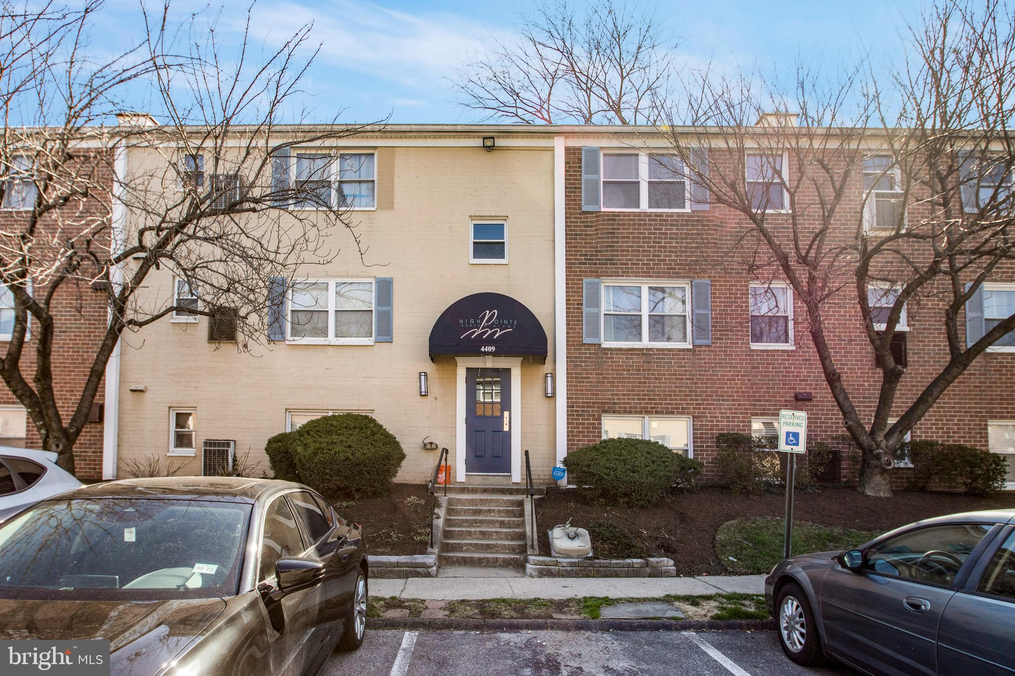 HIGHPOINTE CONDOMINIUM - Residential