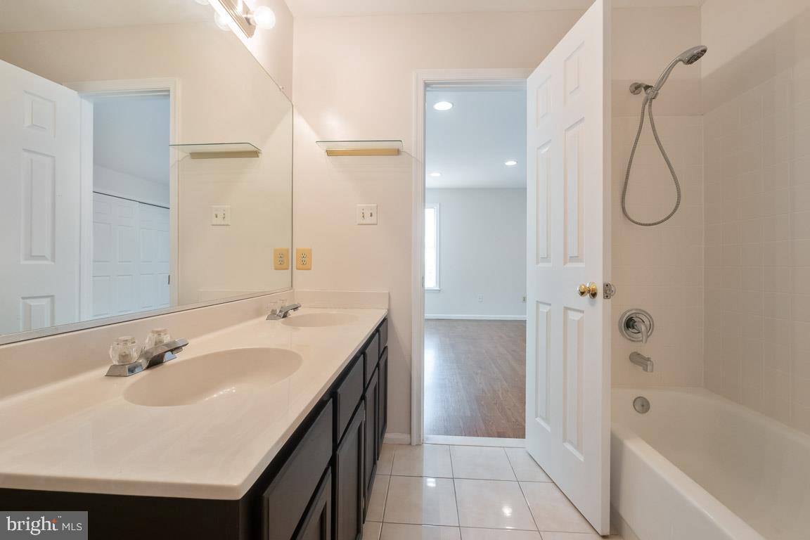 STONEBRIDGE AT WIDEWATER - Residential