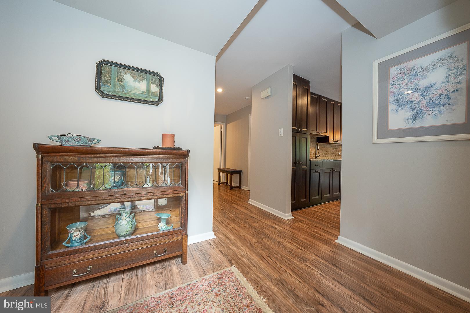 1710 OAKWOOD TERRACE 4G