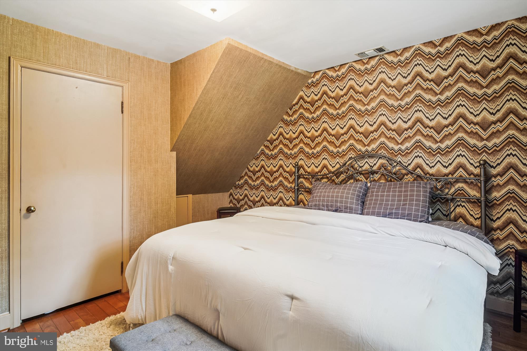 FOUNTAIN HEAD - Residential