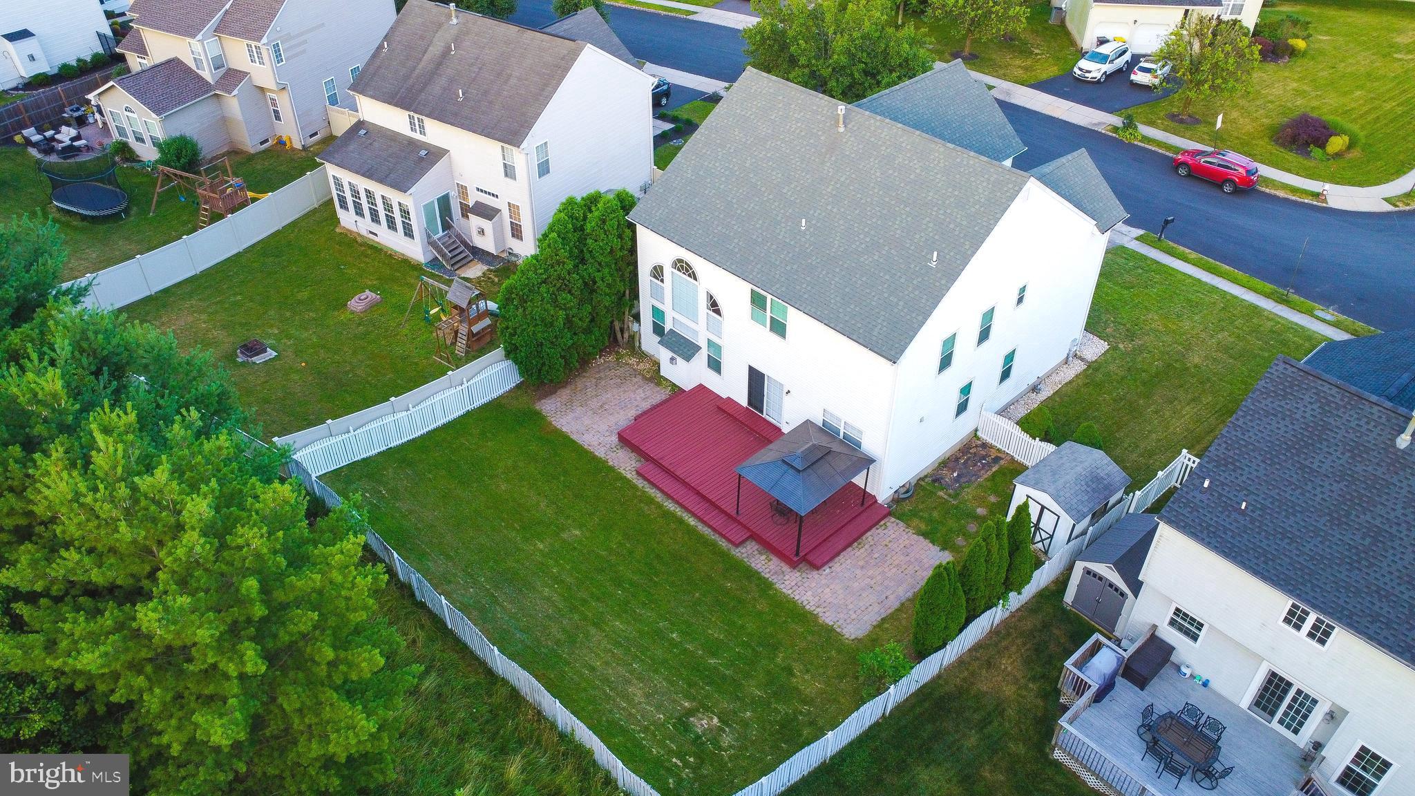 SUMMER HILL - Residential