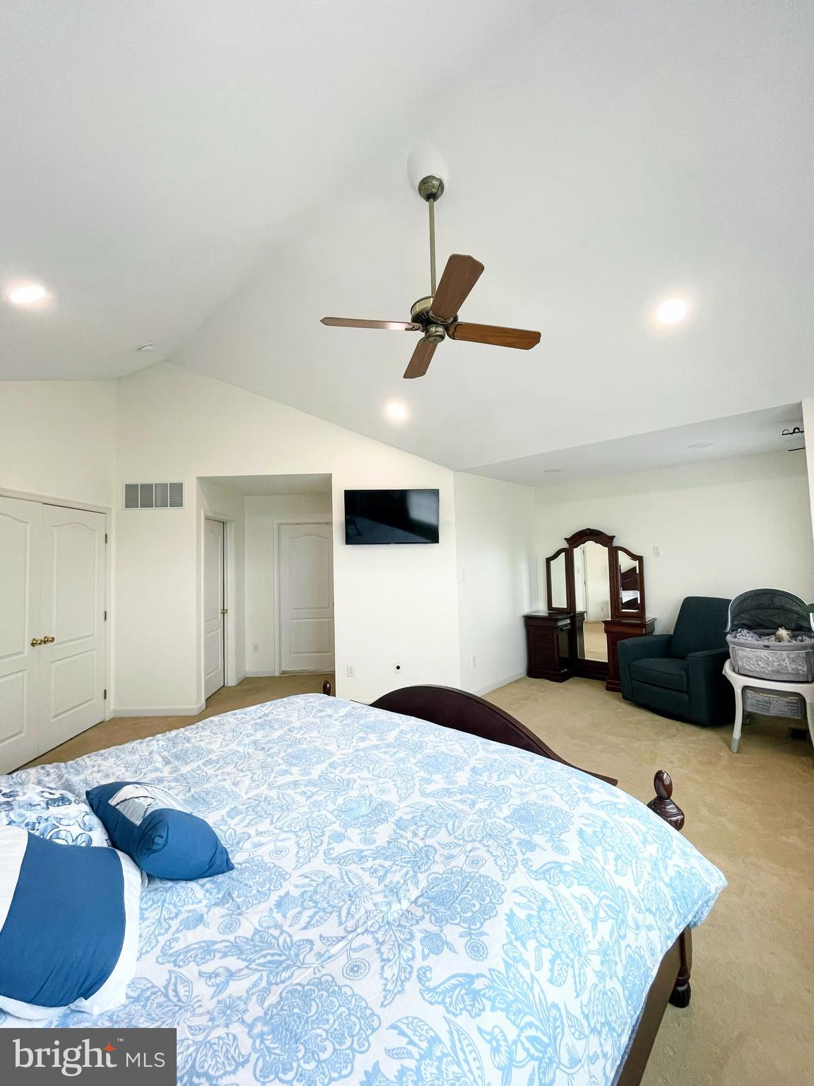 SUMMER HILL - Residential