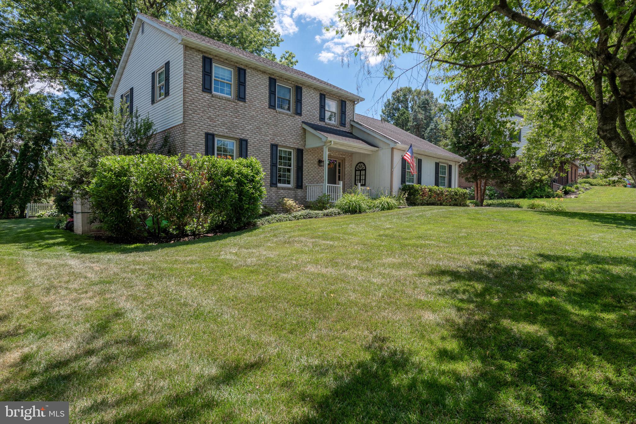2658 PINEWOOD ROAD