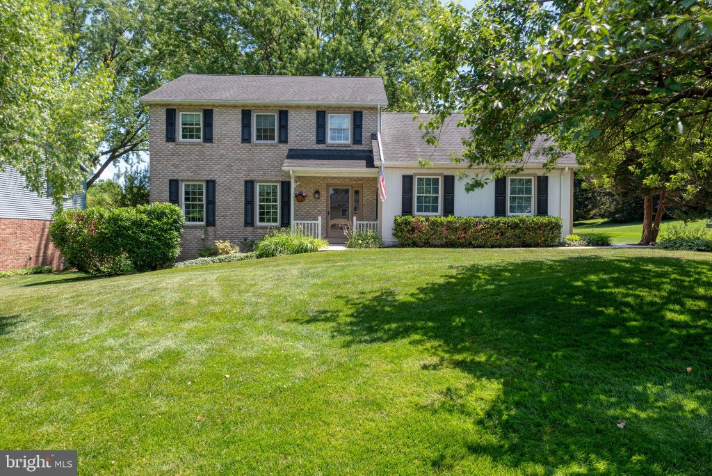 Photo of 2658 Pinewood Road, LANCASTER, PA 17601 (MLS # PALA2090974)