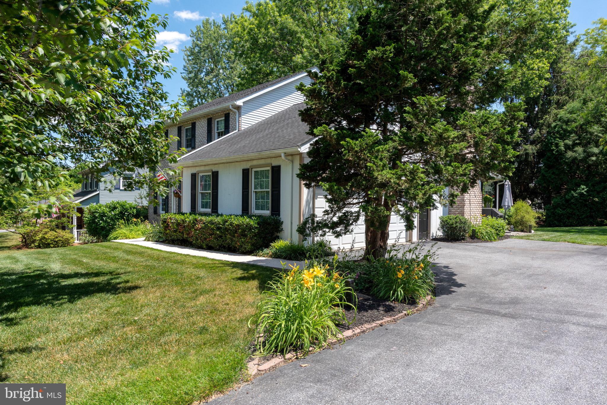 2658 PINEWOOD ROAD