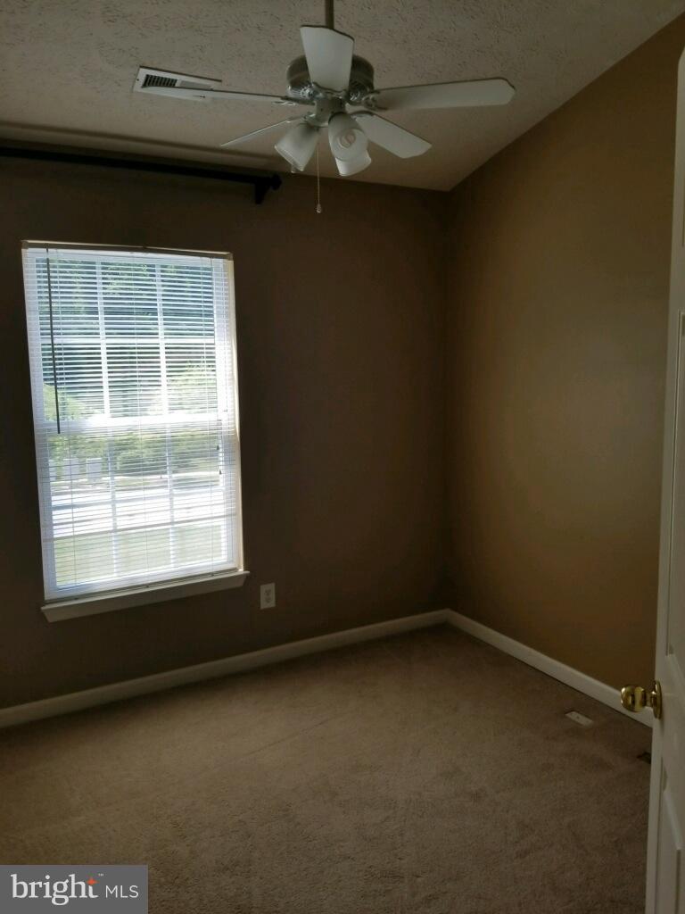 HOLLY WOODS - Residential Lease