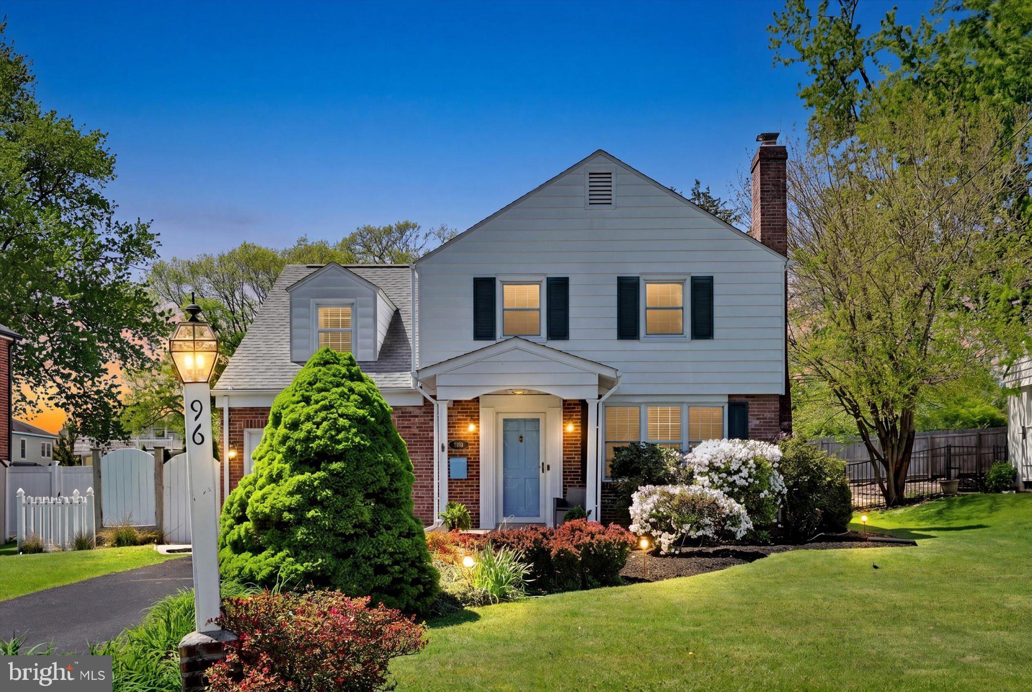 BEVERLY PARK - Residential