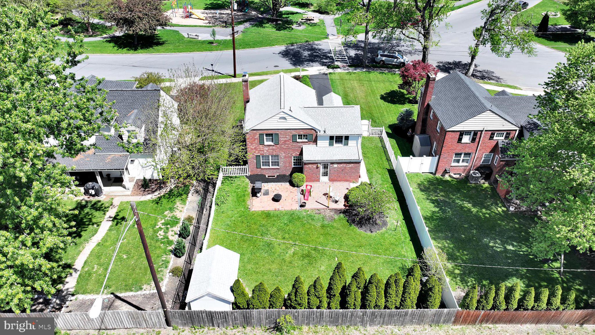 BEVERLY PARK - Residential