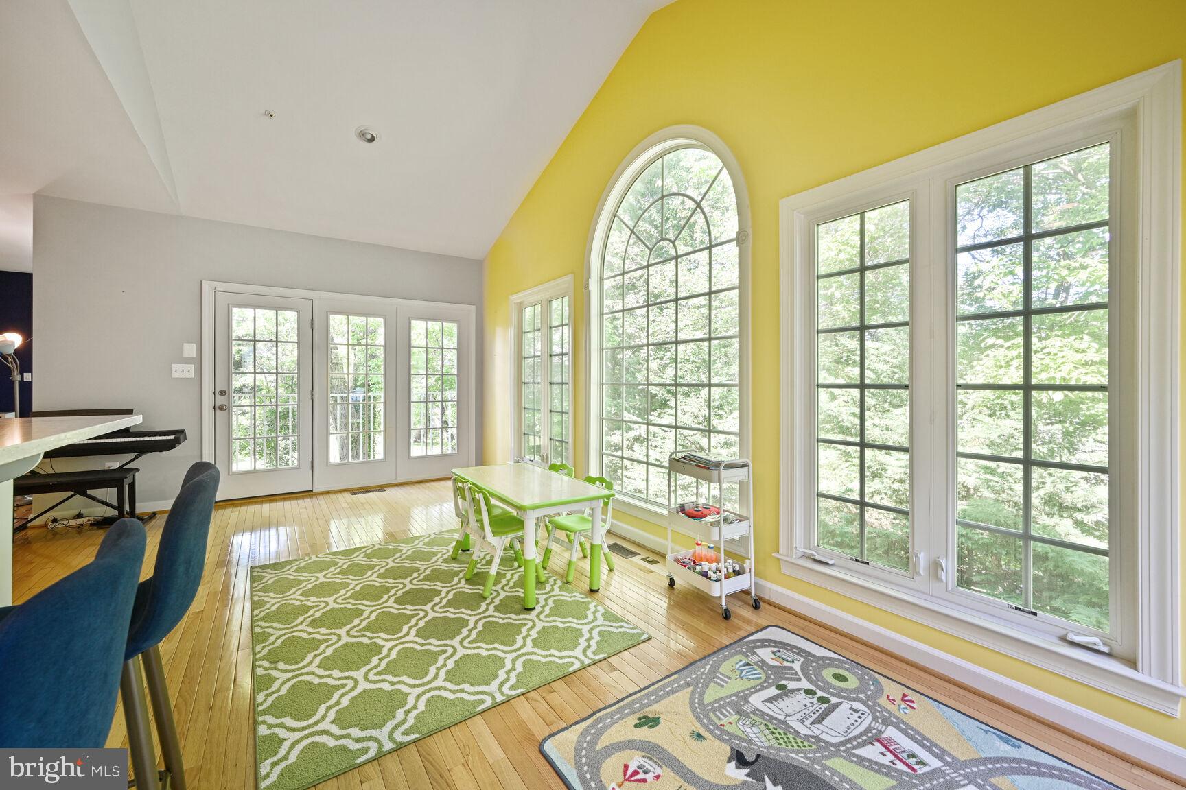 WEST END PARK - Residential Lease