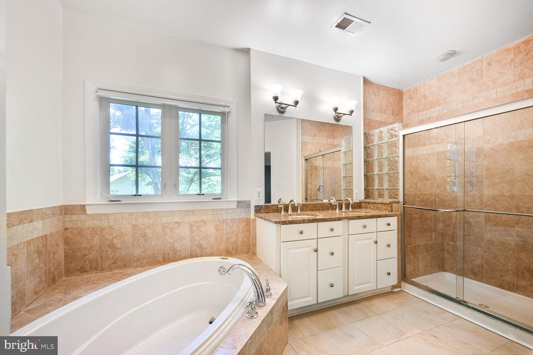 WEST END PARK - Residential Lease