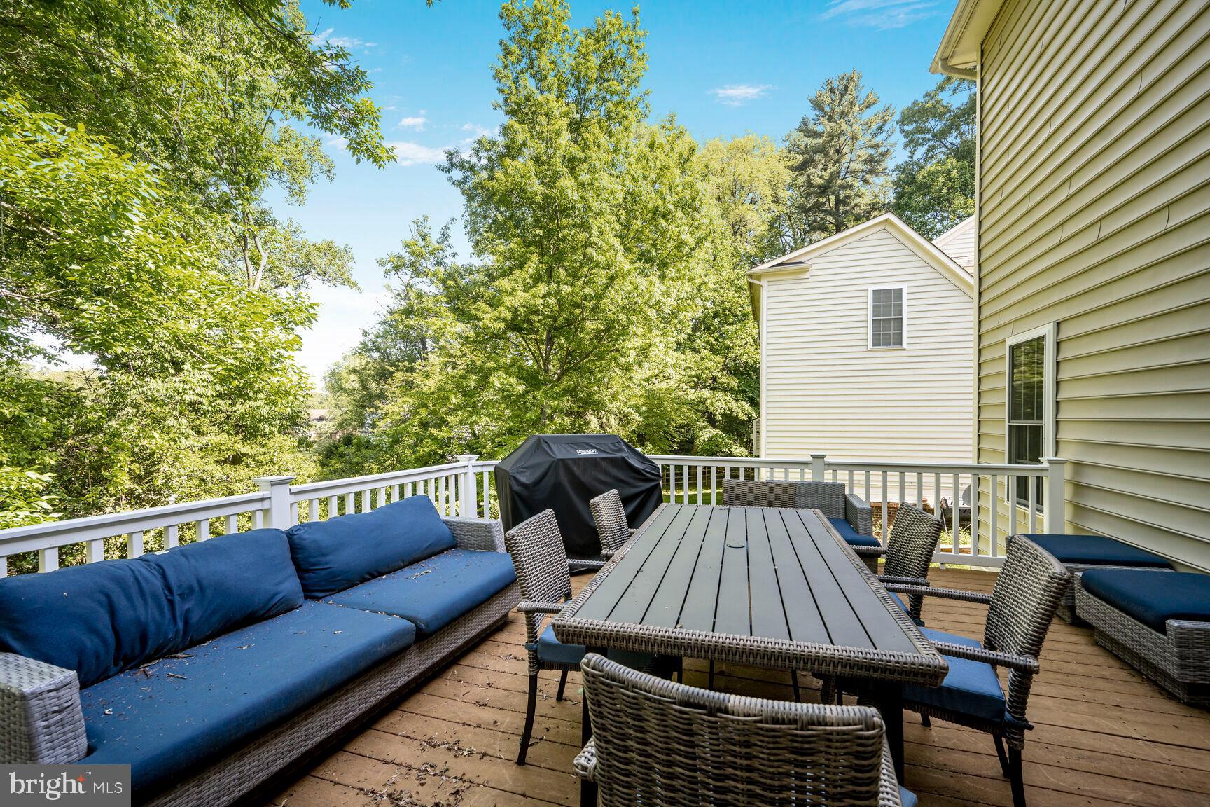 WEST END PARK - Residential Lease