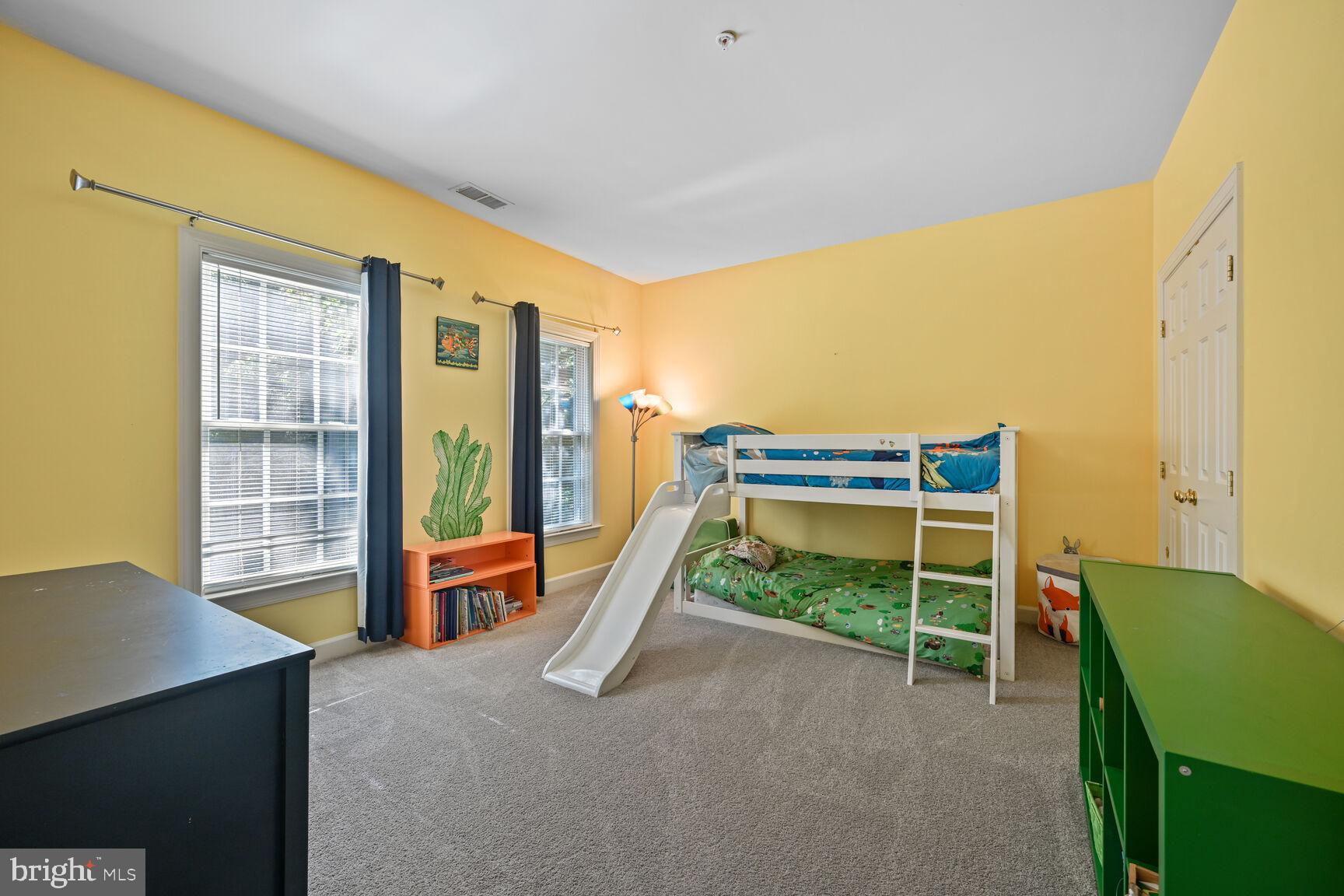 WEST END PARK - Residential Lease