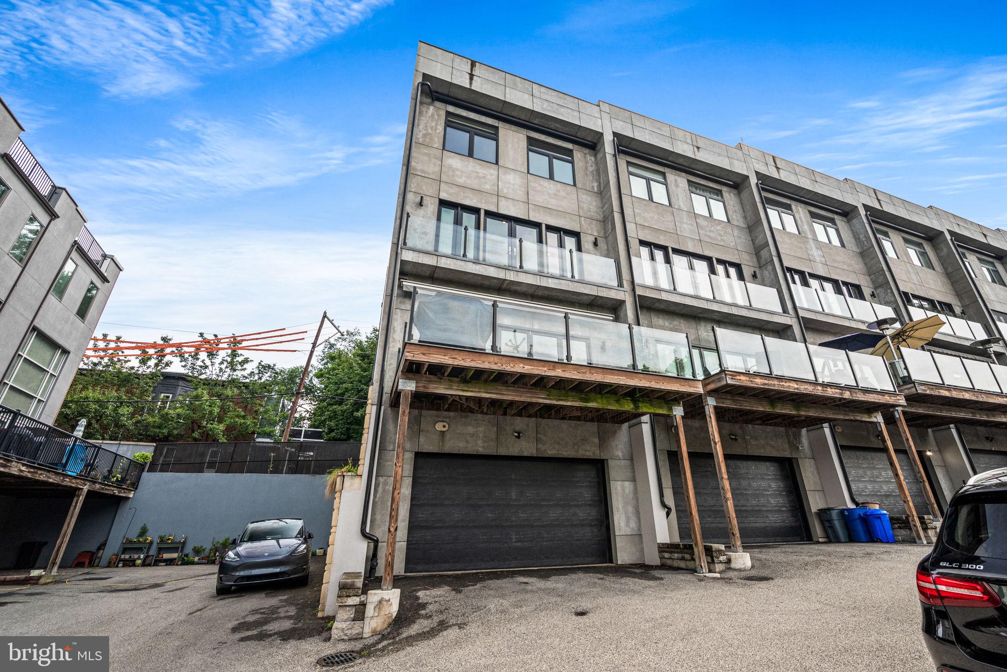 MANAYUNK - Residential