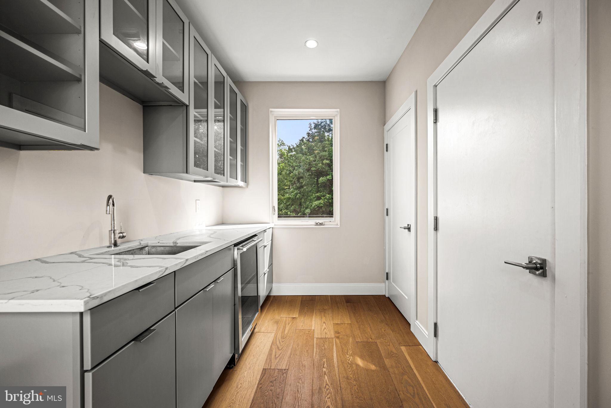 MANAYUNK - Residential