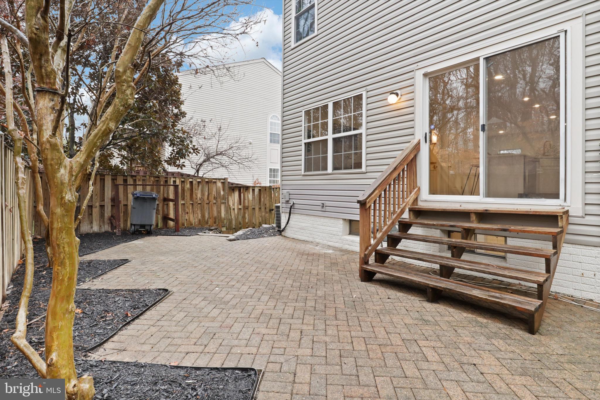 SHADOWBROOK - Residential