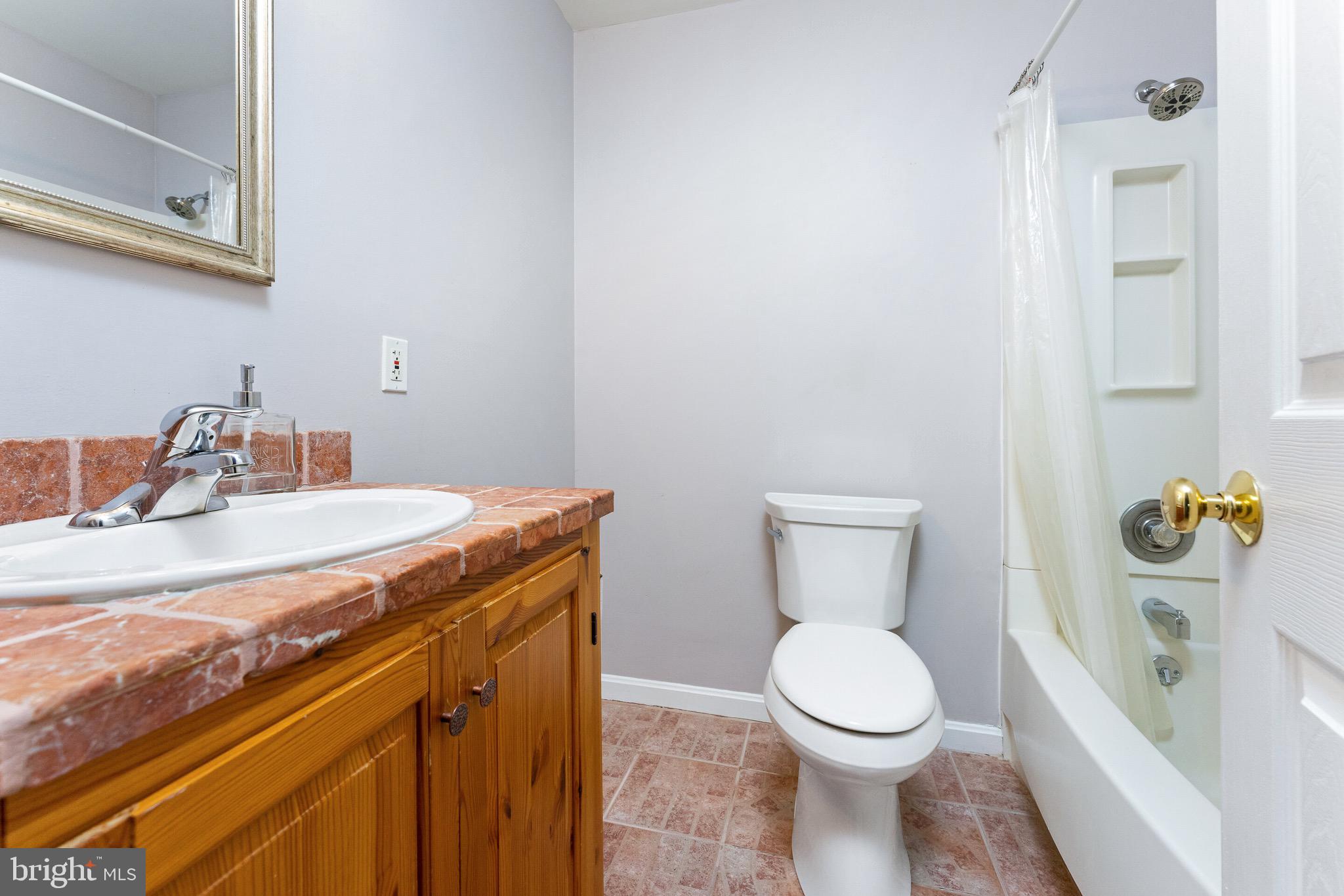 FOX CHAPEL - Residential