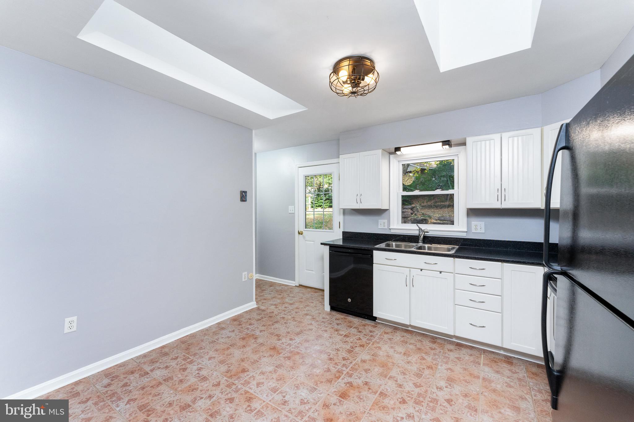 FOX CHAPEL - Residential