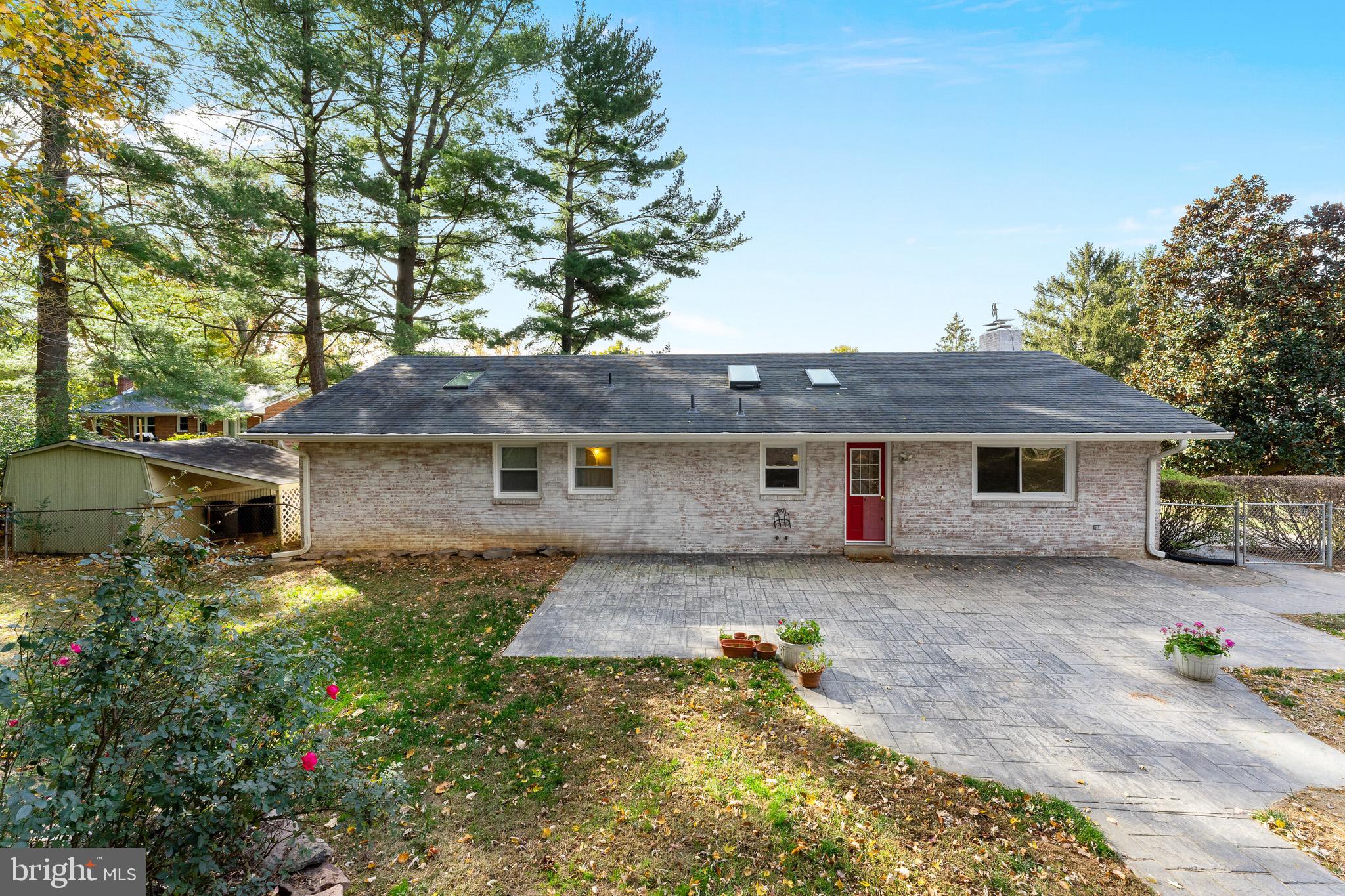 FOX CHAPEL - Residential