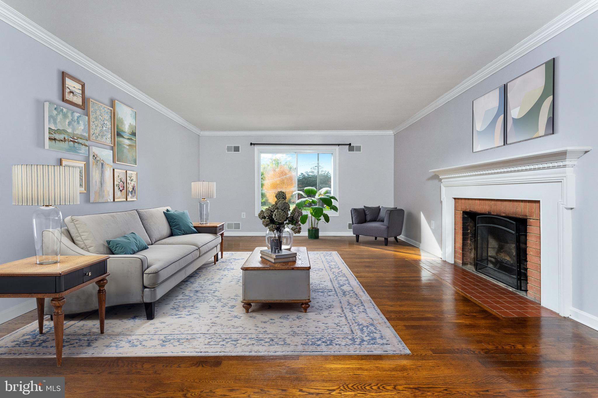 FOX CHAPEL - Residential