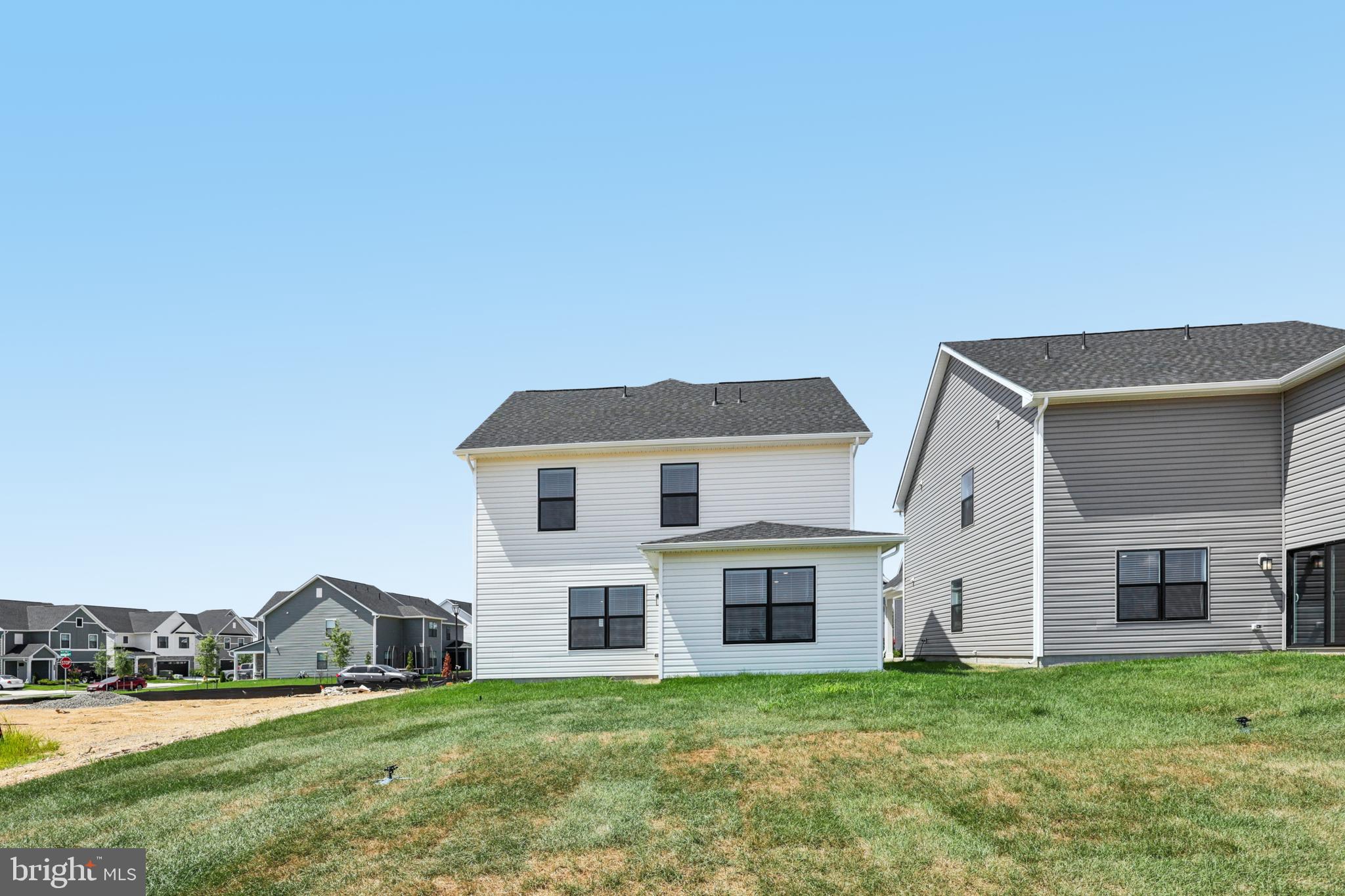 PINEGROVE - Residential