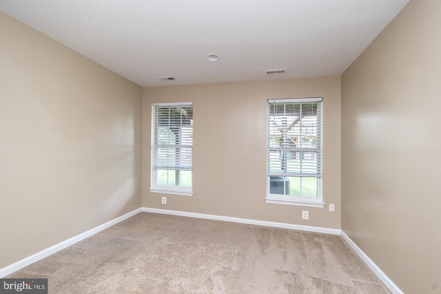 607 VILLAGE COURT