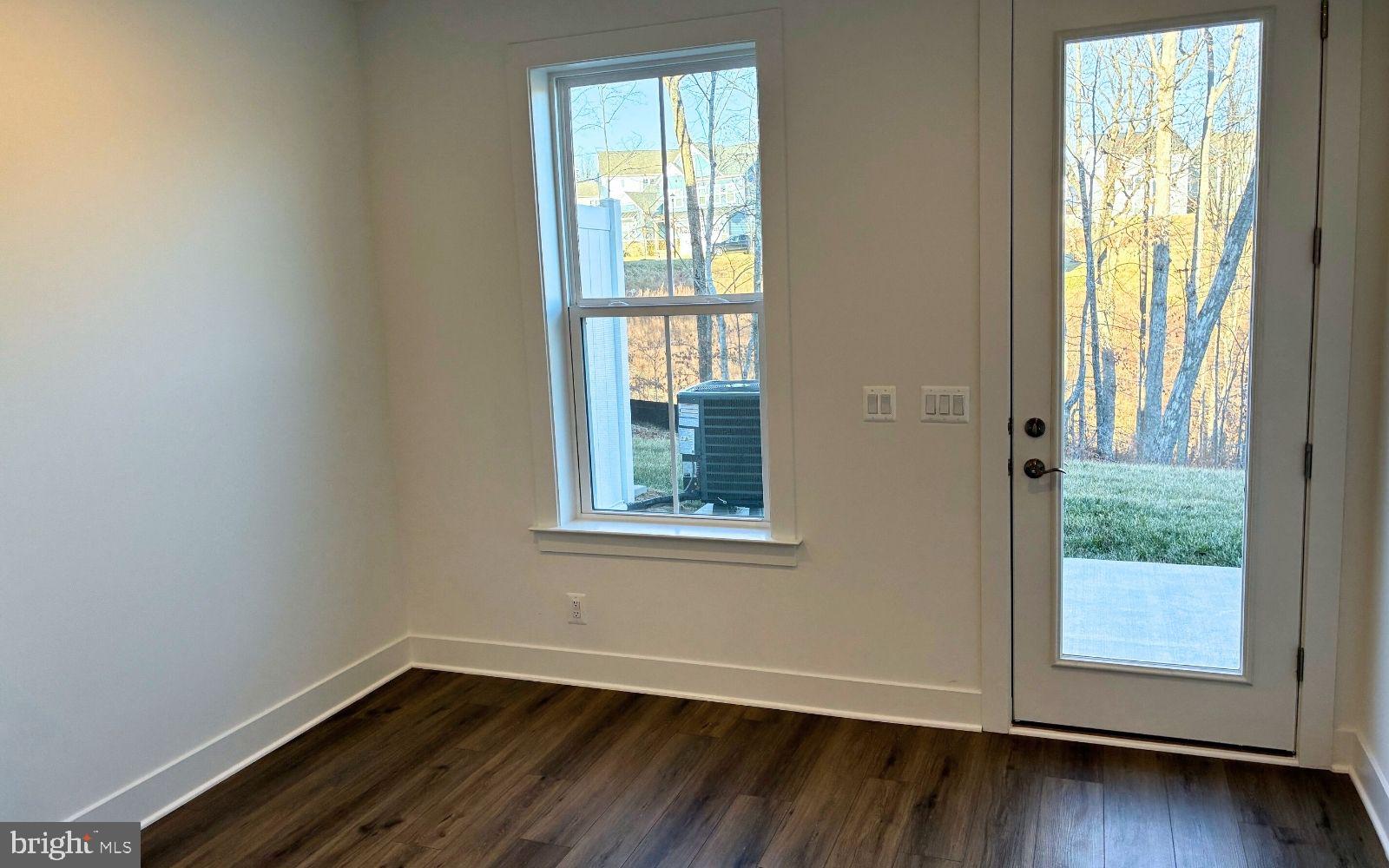 EMBREY MILL - Residential