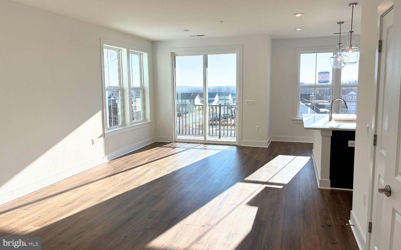 EMBREY MILL - Residential