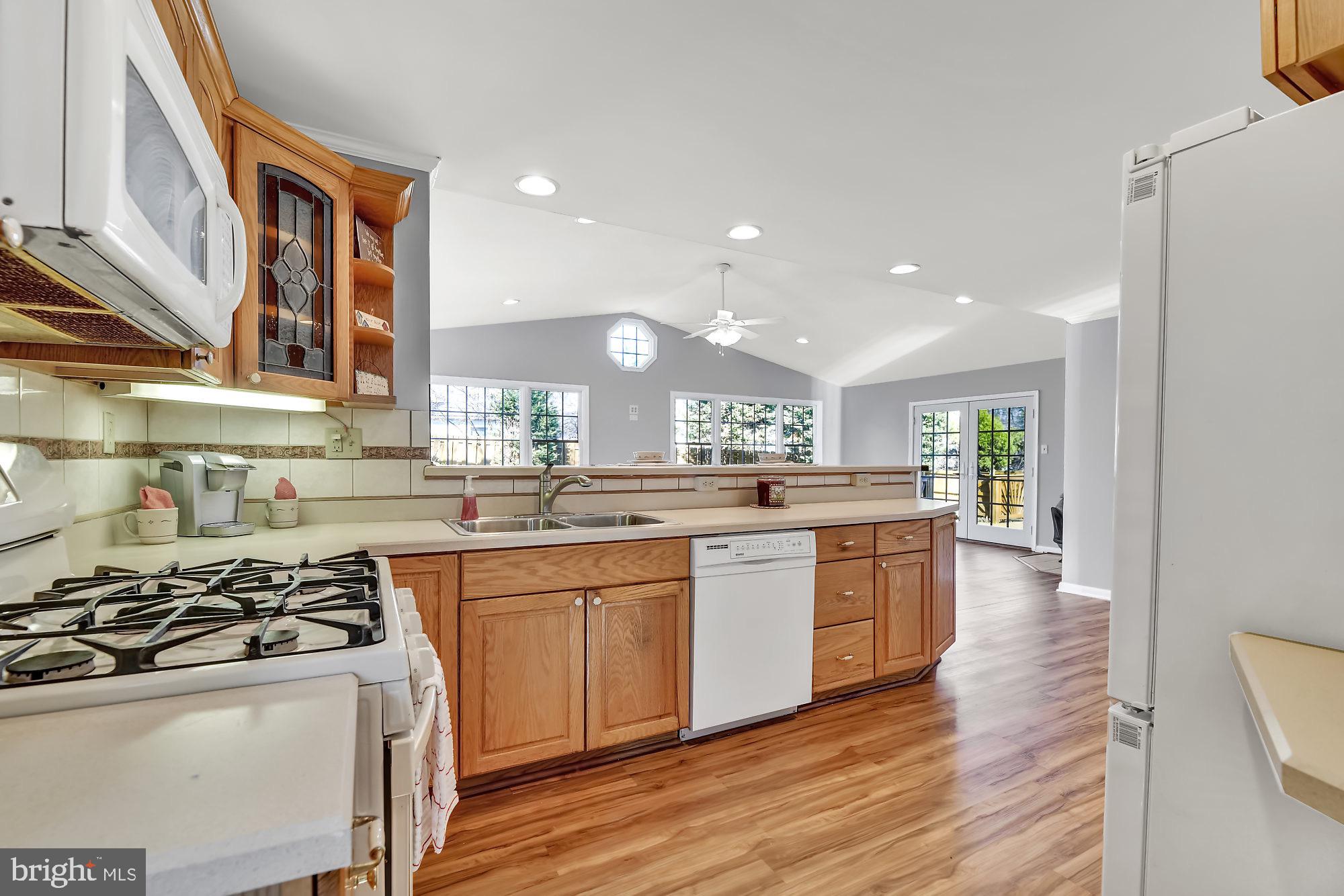 KINSLOUCH FARMS - Residential